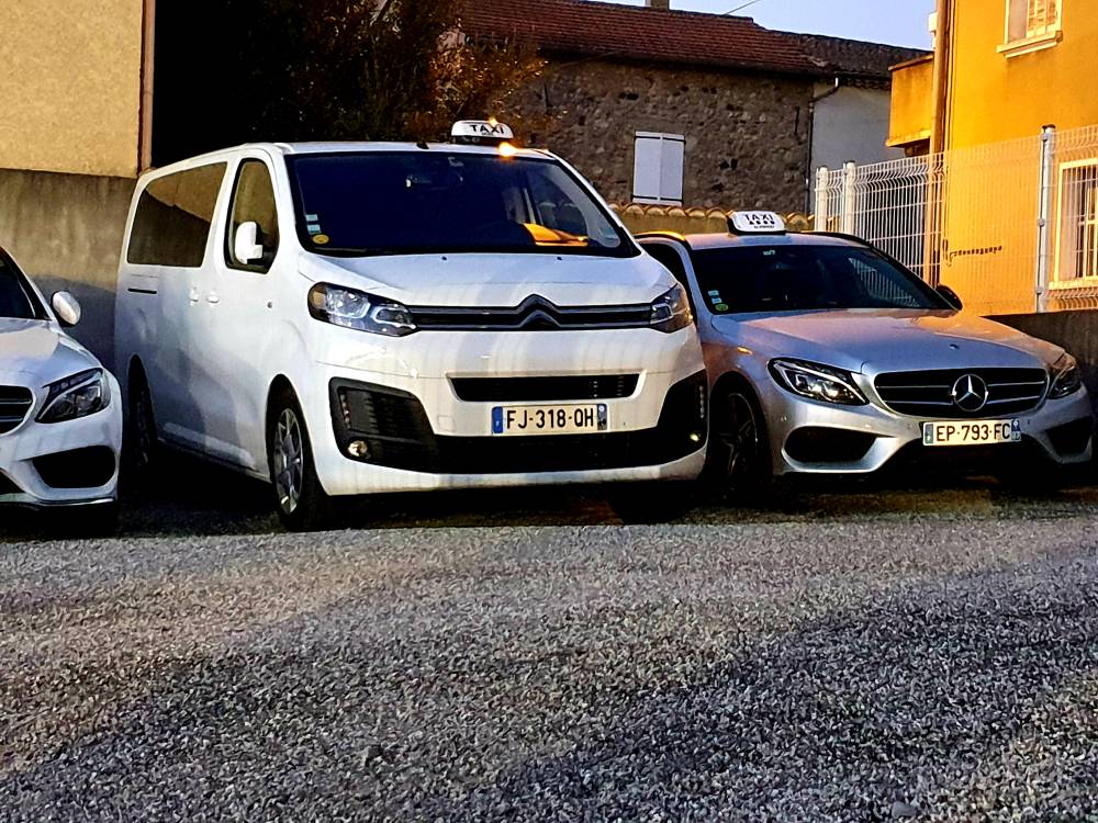 gecontracteerde taxi Mercuer